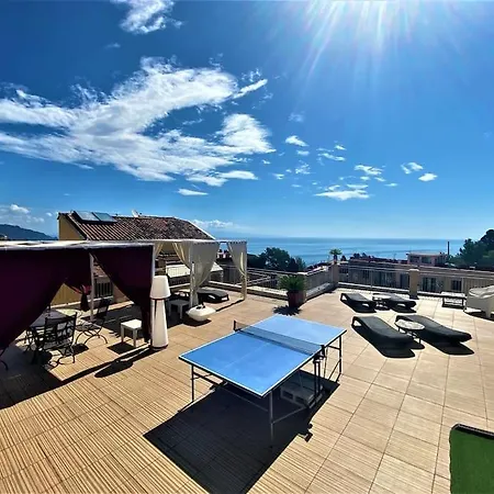 I Due Grifoni Blue Loft Apartment