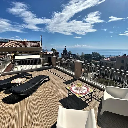 Apartment I Due Grifoni Blue Loft