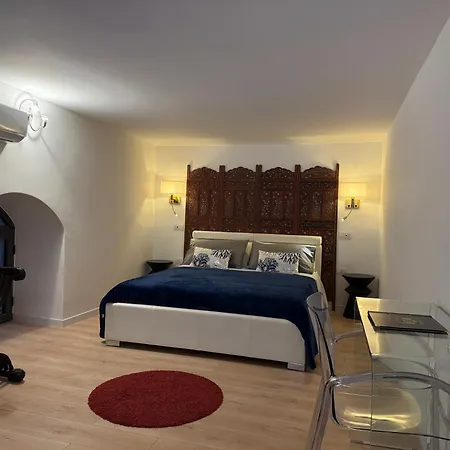 I Due Grifoni Blue Loft Apartment