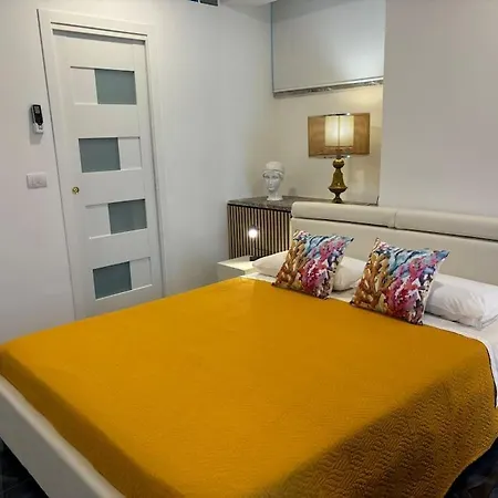Апартаменты I Due Grifoni Blue Loft *